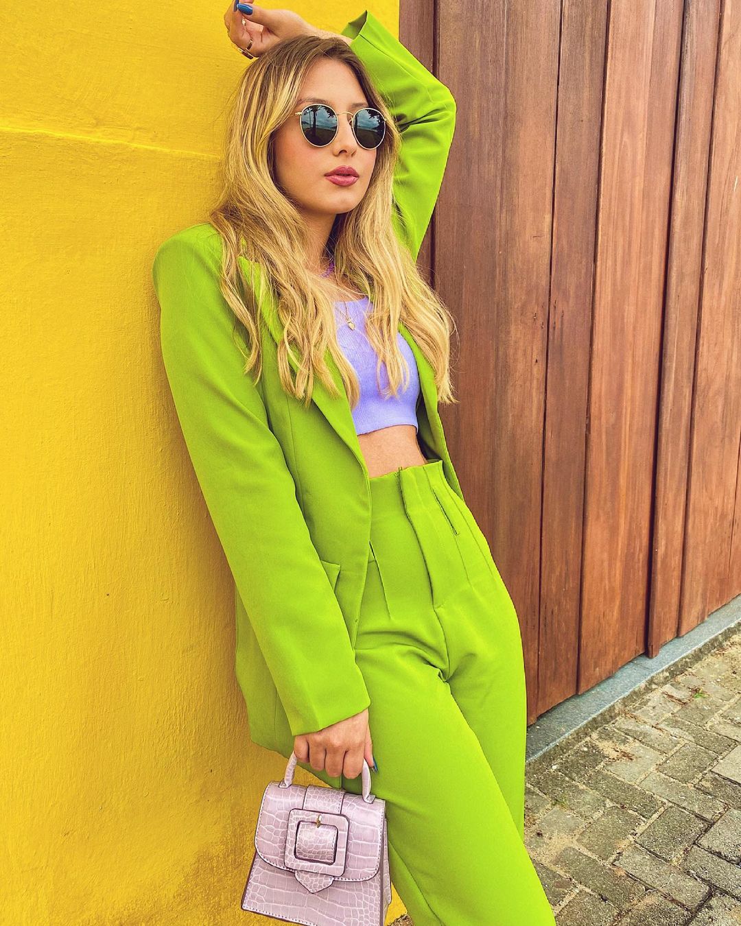 30 increíbles ideas de outfits para atreverte con verde pistacho