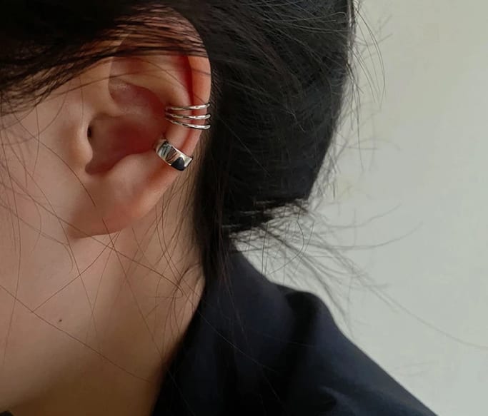 Cómo usar el gancho para la oreja: 15 fotos para apostar por este elegante accesorio