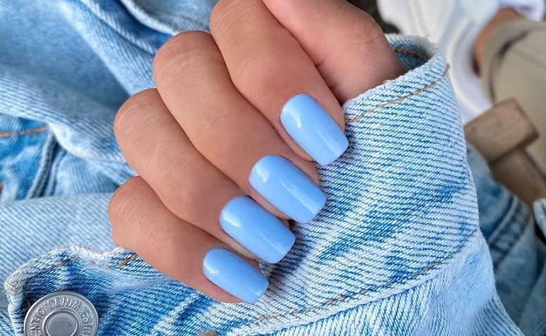 40 fotos de uñas con esmalte azul para apostar por este increíble color