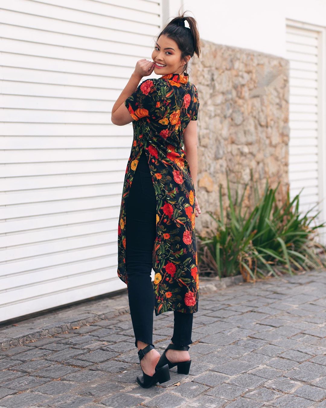 Kimono de mujer: 50 looks elegantes con esta superposición encantadora
