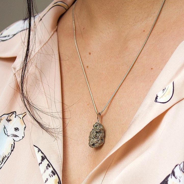 Collar de piedras: 30 amuletos llenos de estilo y significado para inspirarte