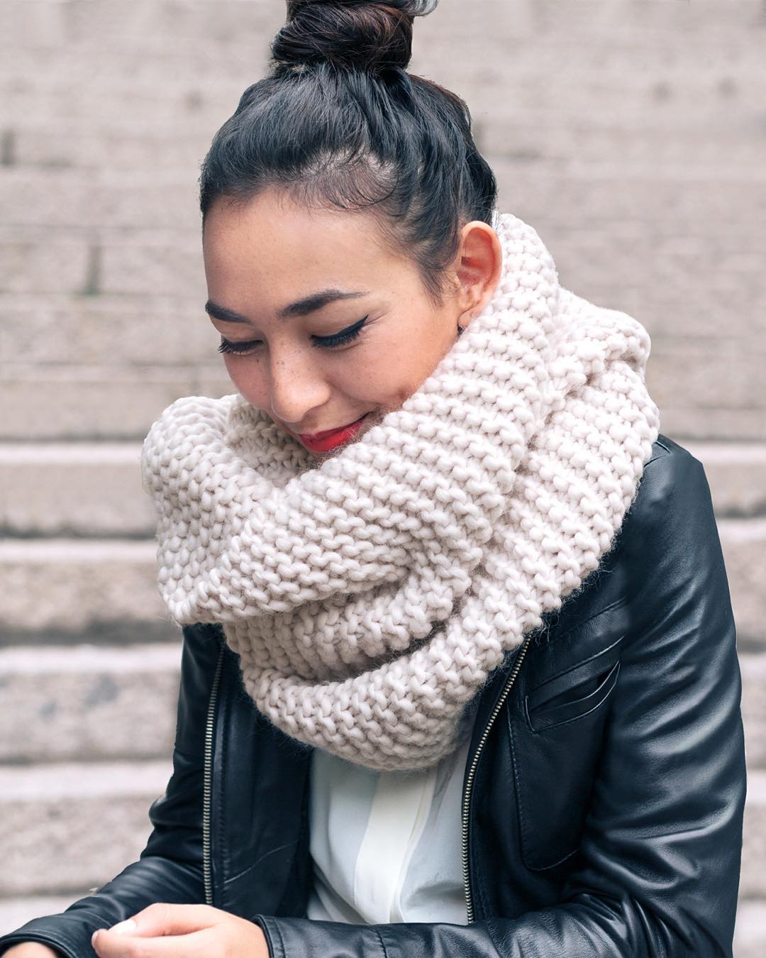 Cuello de punto: cómo llevar y tejer esta estilosa prenda para el invierno