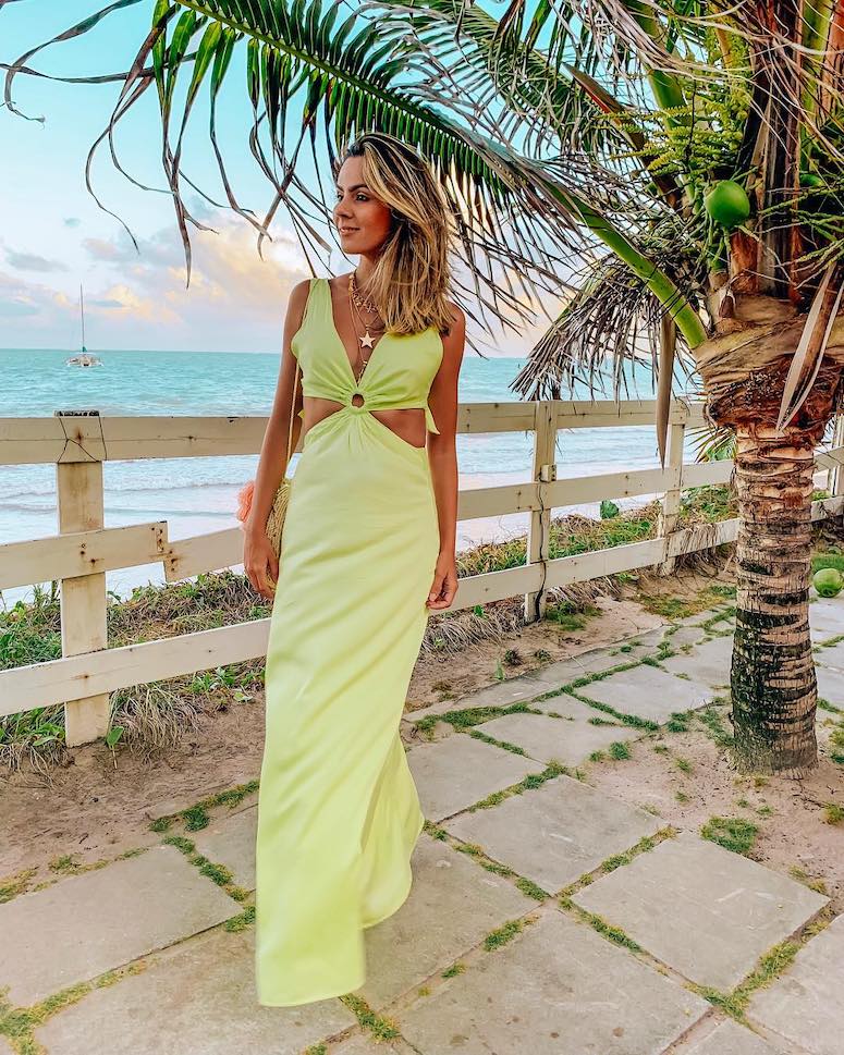 Vestido de novia de playa: cómo elegir el look perfecto