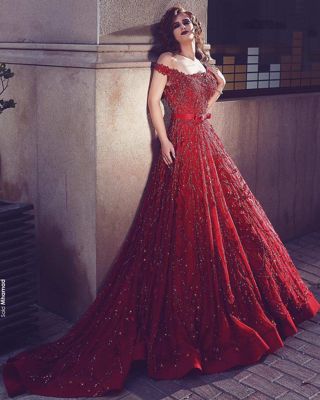 Vestido de novia rojo: 40 fotos que prueban el éxito del color